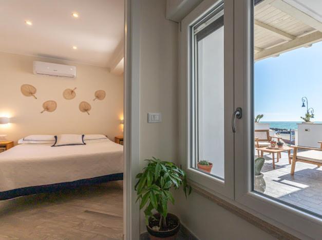 Appartamento Casa Mira Luxury Sea House Fco Airport Fiumicino Esterno foto